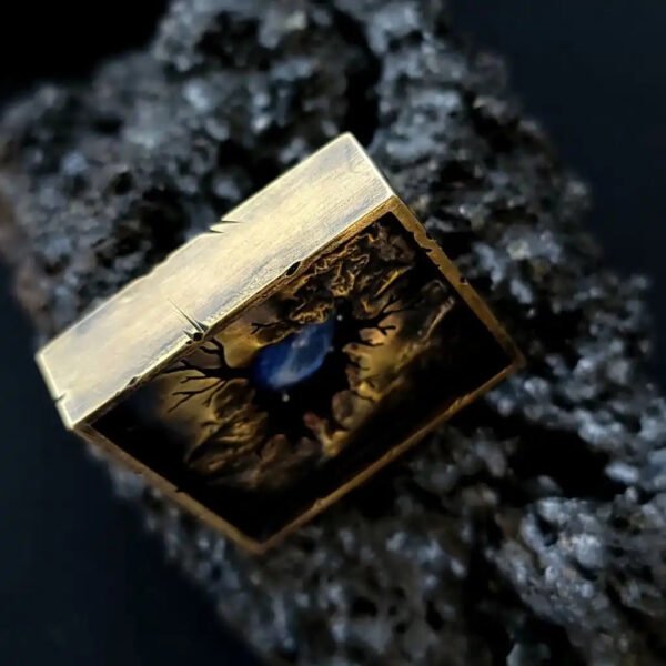 Broche nordique carrée Iceland Strokkur - cyanite